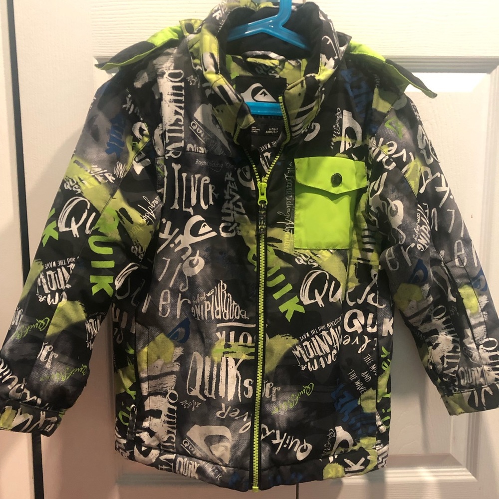 Quiksilver boys snowboarding winter jacket size:6/7